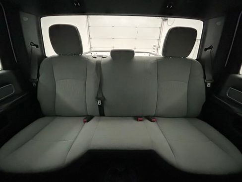 Used 2021 RAM 2500 Big Horn image 31