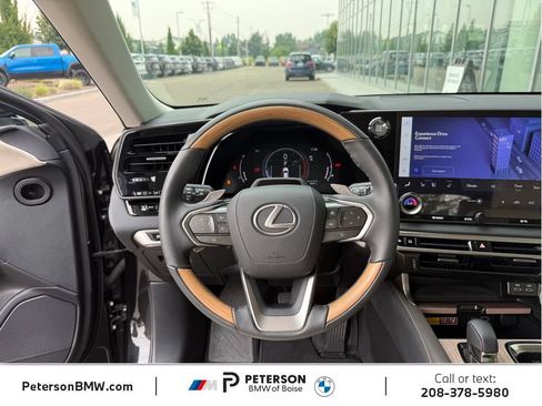 Used 2024 Lexus RX 350 AWD w/ Convenience Package image 18