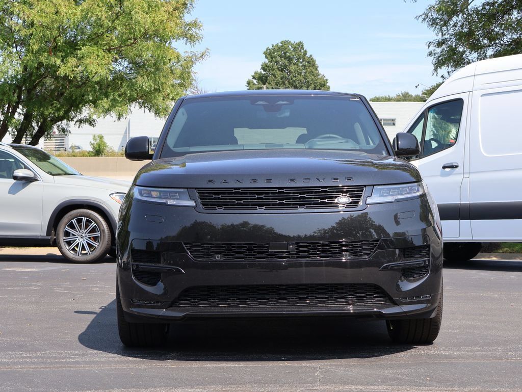 New 2026 Land Rover Range Rover Sport Dynamic SE AWD/4WD image 2