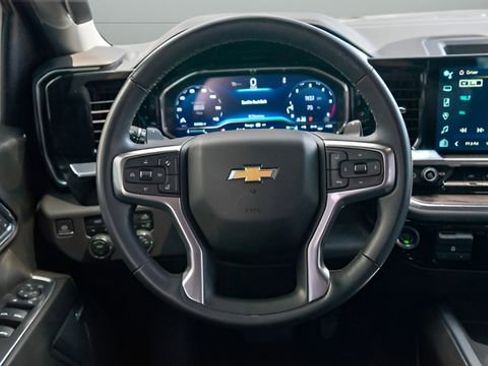 Used 2024 Chevrolet Silverado 1500 LTZ AWD/4WD image 11