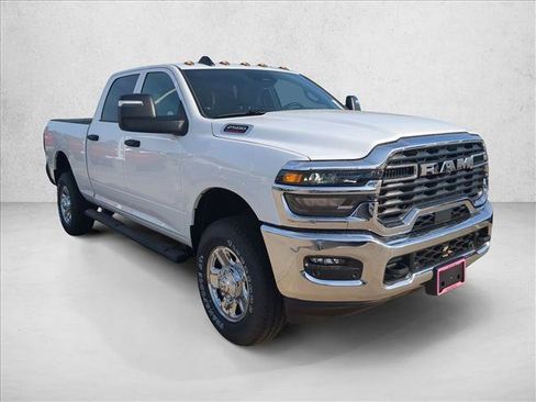 New 2026 RAM 2500 Tradesman AWD/4WD image 7