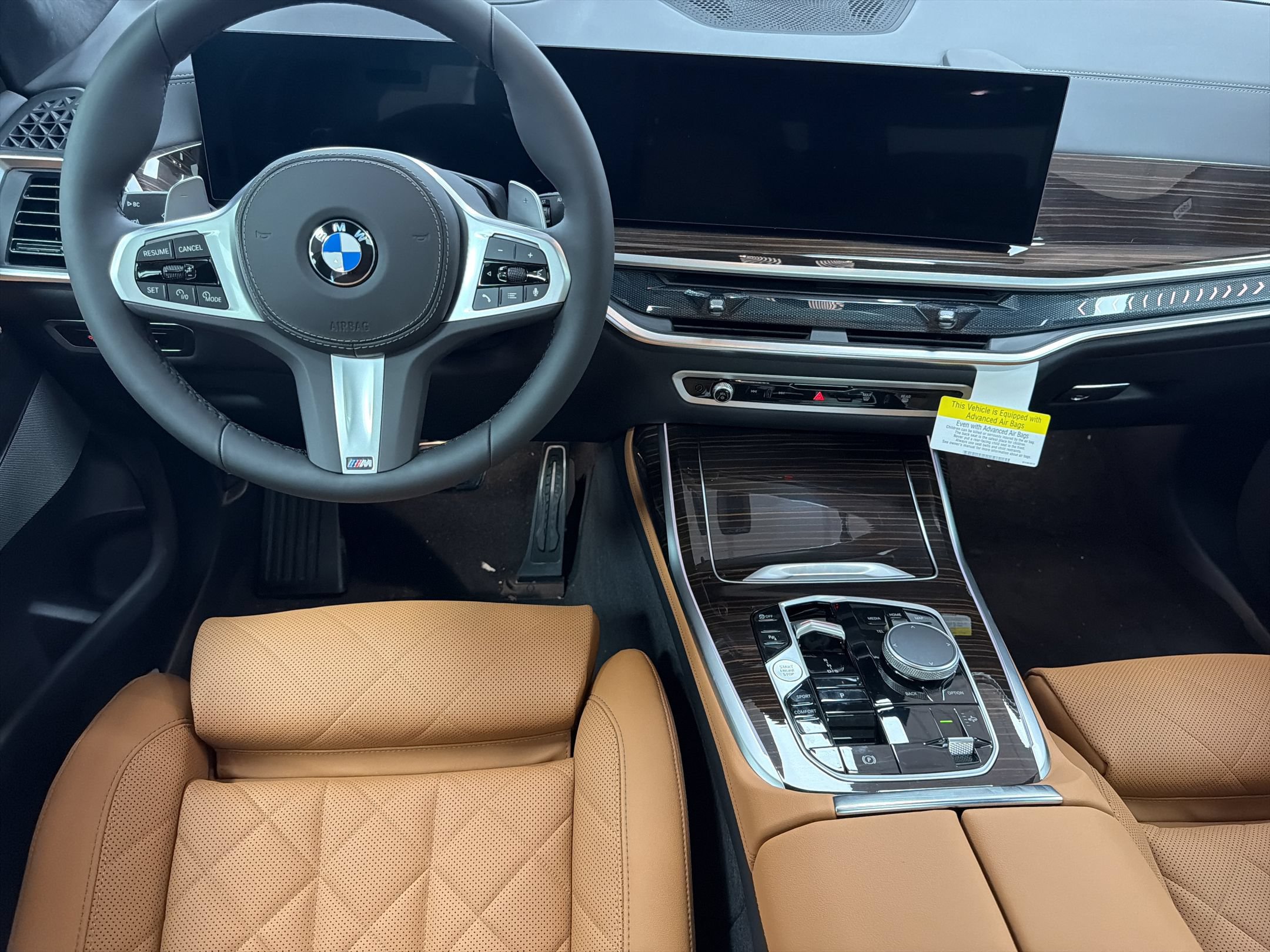 Used 2026 BMW X7 xDrive40i w/ M Sport Package AWD/4WD image 26