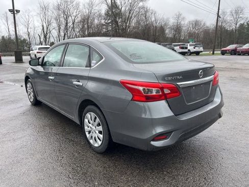 Used 2019 Nissan Sentra S image 8