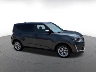 Used 2025 Kia Soul LX w/ LX Technology Package FWD video 2