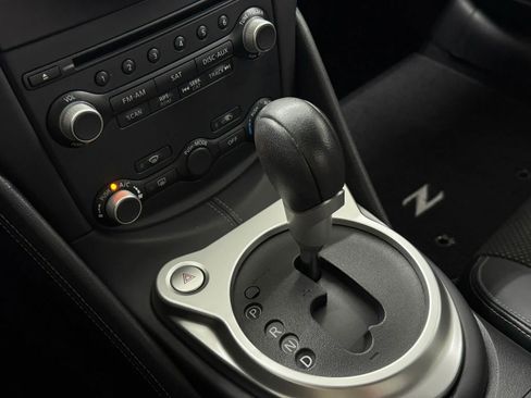 Used 2020 Nissan 370Z Touring Sport image 16