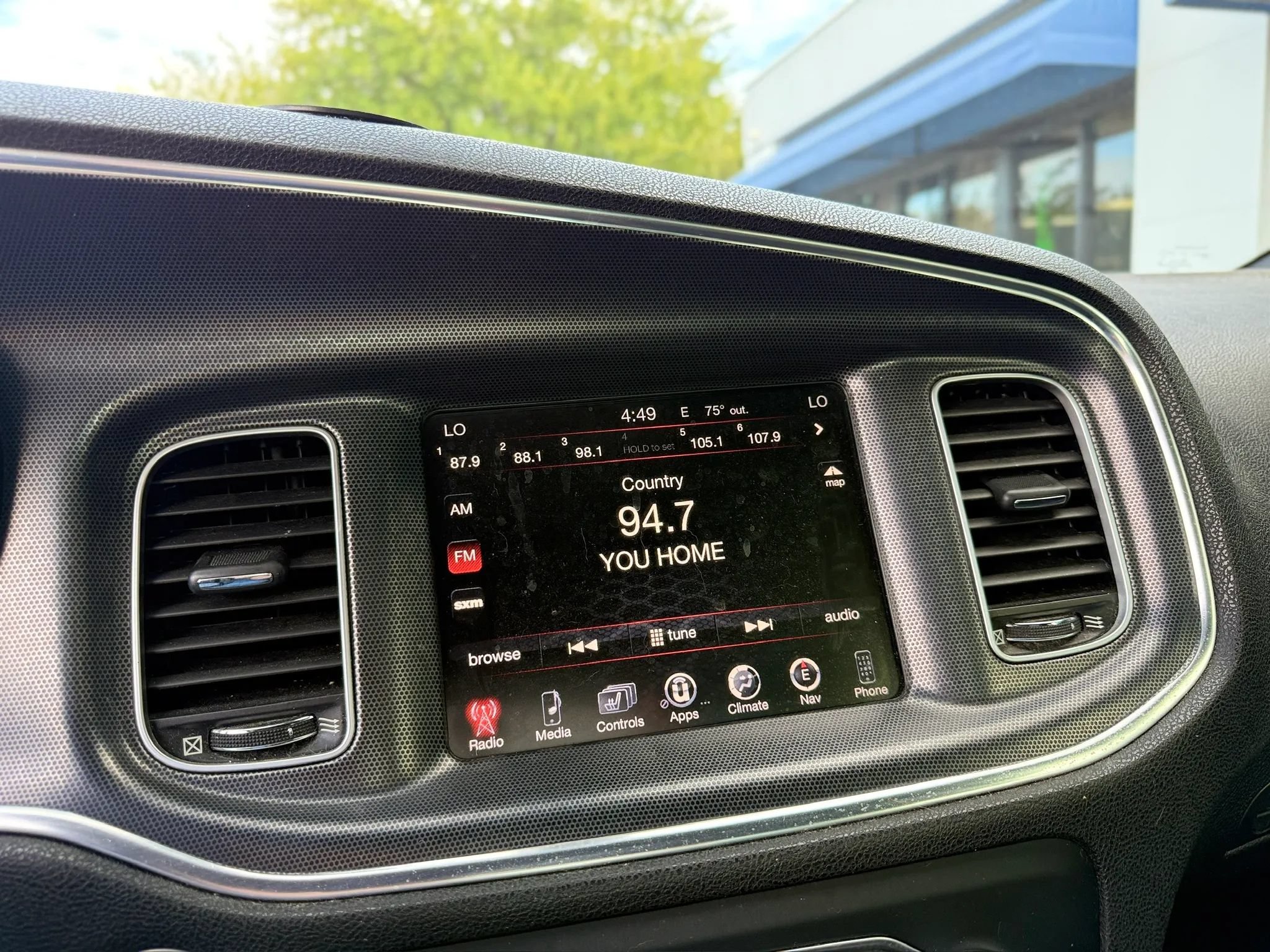 Used 2015 Dodge Charger R/T RWD image 50