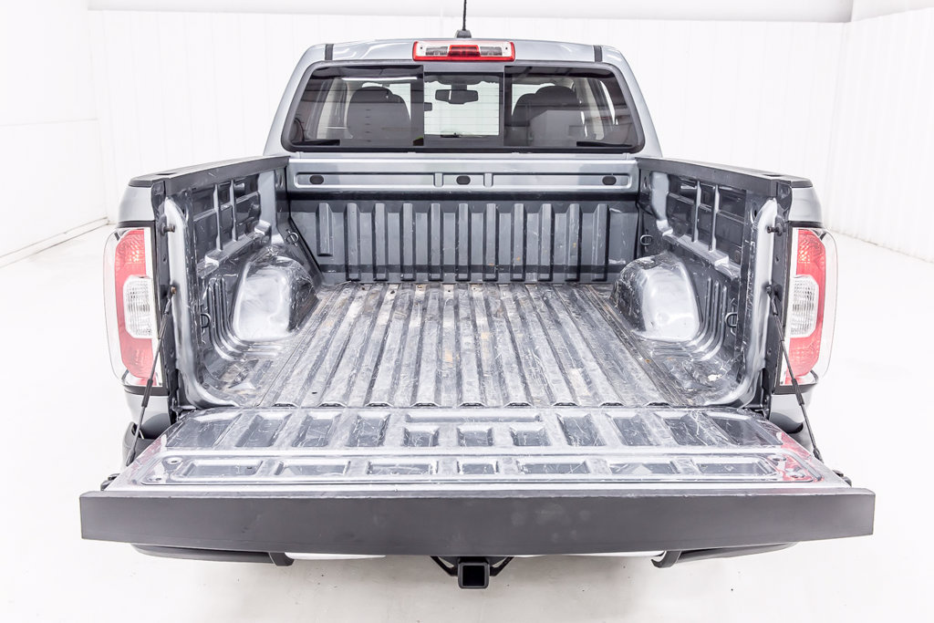 Used 2020 GMC Canyon SLE w/ Elevation Edition RWD image 38