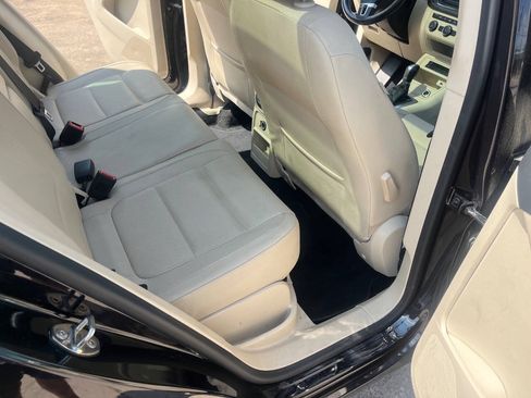 Used 2016 Volkswagen Tiguan SE FWD image 15