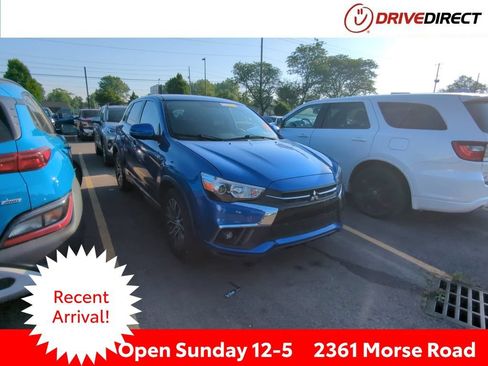 Used 2018 Mitsubishi Outlander Sport ES FWD image 1