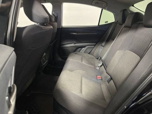 Used 2025 Toyota Camry LE FWD image 13
