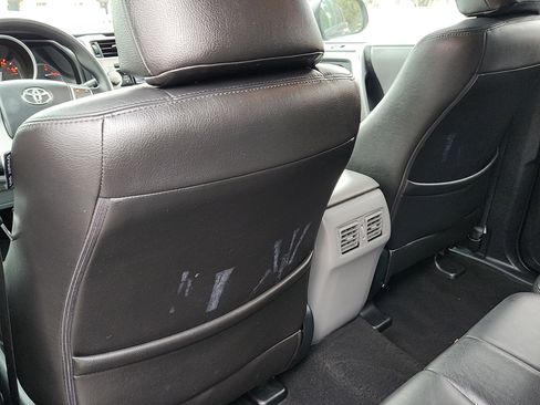 Used 2010 Toyota 4Runner Limited image 23