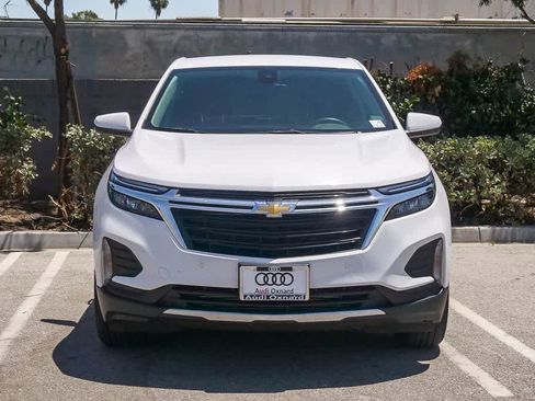 Used 2024 Chevrolet Equinox LT FWD image 2