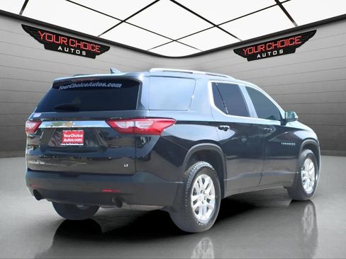 Used 2020 Chevrolet Traverse LT w/ Driver Confidence II Package AWD/4WD image 5