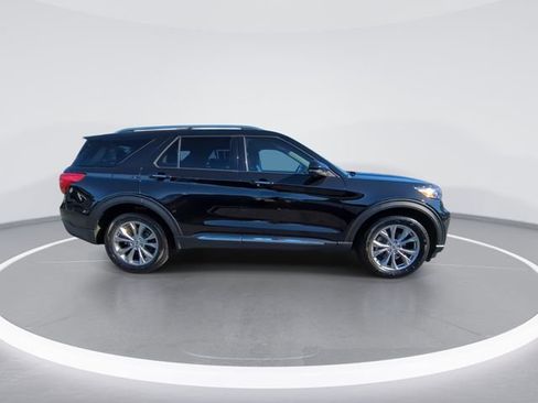 Used 2023 Ford Explorer Limited w/ Equipment Group 301A image 9