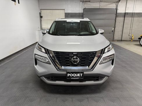 Used 2021 Nissan Rogue SV w/ Premium Package AWD/4WD image 3