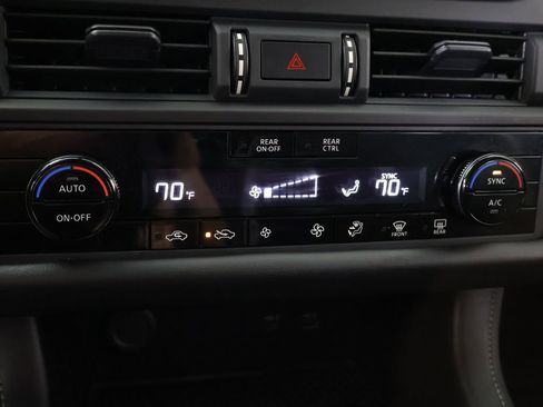 Used 2023 Nissan Pathfinder S AWD/4WD image 45