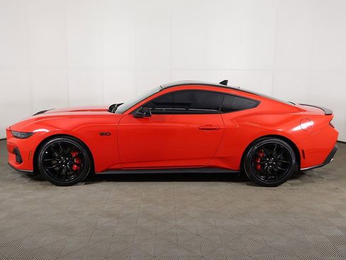 Used 2024 Ford Mustang GT Premium image 18