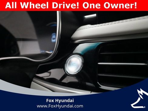 Used 2024 Genesis G70 2.5T image 30