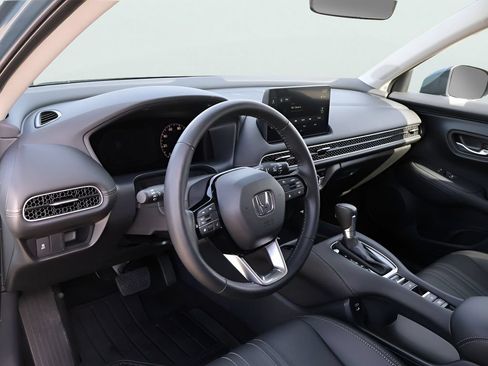 Used 2026 Honda HR-V EX-L image 16