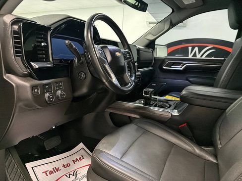 Used 2023 Chevrolet Silverado 1500 LTZ w/ LTZ Convenience Package II AWD/4WD image 9