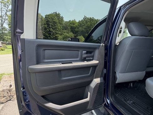 Used 2018 RAM 2500 Tradesman w/ Chrome Appearance Group AWD/4WD image 42
