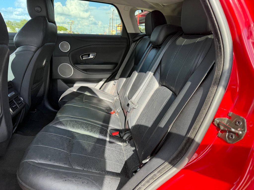 Used 2018 Land Rover Range Rover Evoque SE AWD/4WD image 29