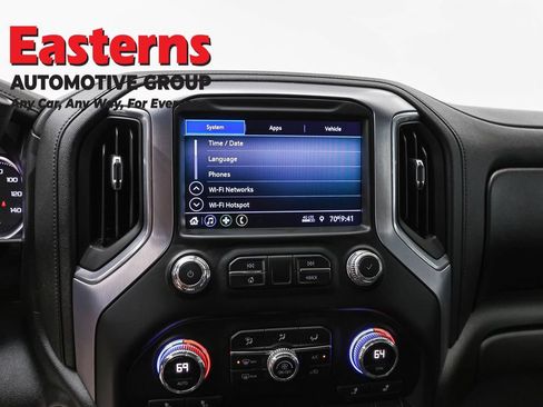 Used 2021 GMC Sierra 1500 Elevation w/ LPO, Elevation Black Package AWD/4WD image 12