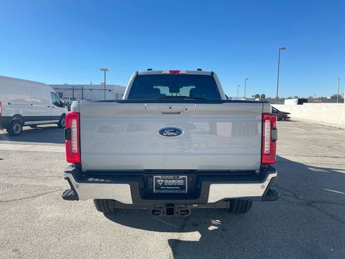 New 2026 Ford F250 Lariat w/ FX4 Off-Road Package AWD/4WD image 6