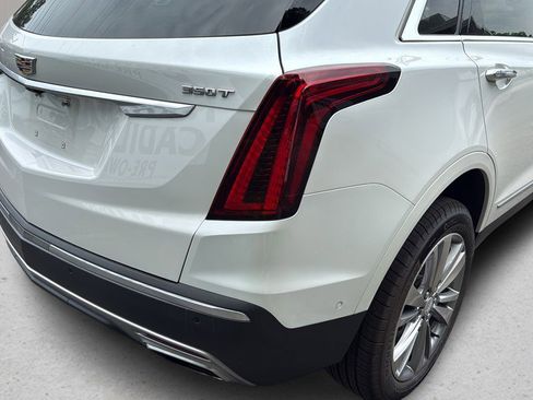 Certified 2024 Cadillac XT5 Premium Luxury w/ Technology Package AWD/4WD image 11