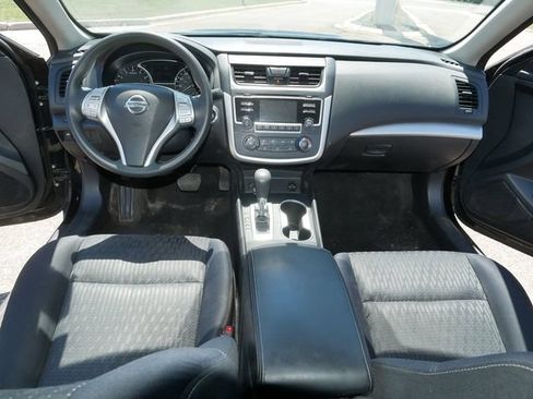 Used 2016 Nissan Altima 2.5 S w/ Power Driver Seat Package FWD image 22