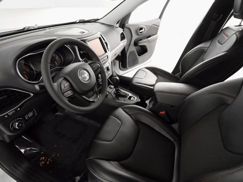 Certified 2021 Jeep Cherokee Trailhawk image 19