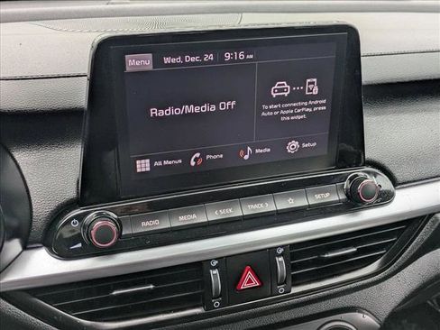 Used 2023 Kia Forte LXS w/ LXS Technology Package image 12