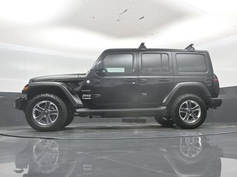 Used 2018 Jeep Wrangler Unlimited Sahara w/ Uconnect 4C Nav & Sound Group AWD/4WD image 55