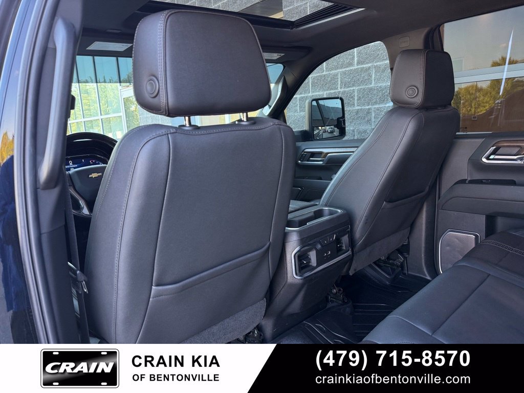 Used 2024 Chevrolet Silverado 2500 High Country w/ High Country Premium Package AWD/4WD image 25