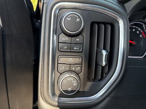 Used 2019 Chevrolet Silverado 1500 LT w/ Convenience Package image 36