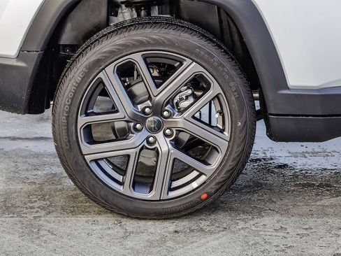 New 2026 Jeep Compass Latitude image 12