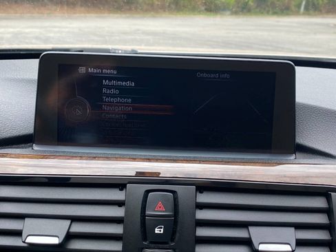 Used 2015 BMW 328i xDrive Sedan AWD/4WD image 29