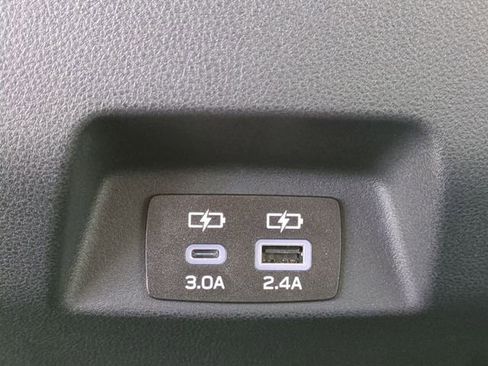 New 2025 Subaru Crosstrek 2.5i Limited w/ Crosstrek Mirror Package image 30