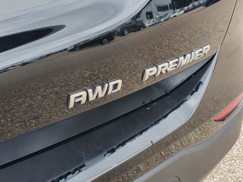 Used 2022 Chevrolet Equinox Premier image 7