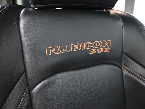 Used 2021 Jeep Wrangler Unlimited Rubicon w/ Dual Top Group AWD/4WD image 19