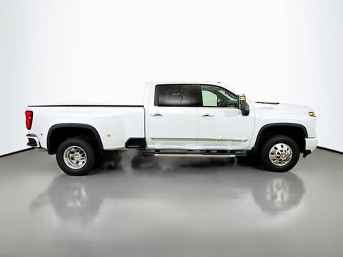 New 2026 Chevrolet Silverado 3500 High Country w/ High Country Premium Package image 10