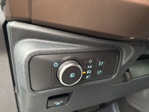 Used 2022 Ford Bronco Outer Banks image 10