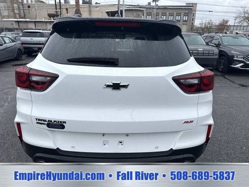 Used 2024 Chevrolet TrailBlazer RS w/ Driver Confidence Package AWD/4WD image 4