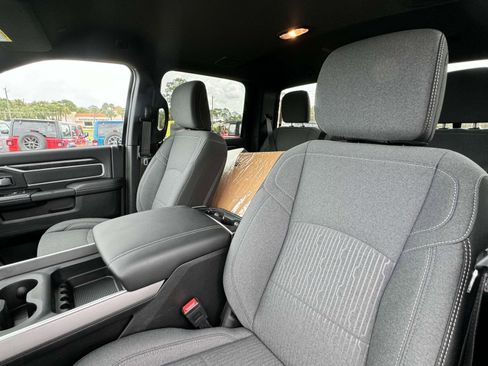 New 2024 RAM 2500 Big Horn w/ Sport Appearance Package image 20