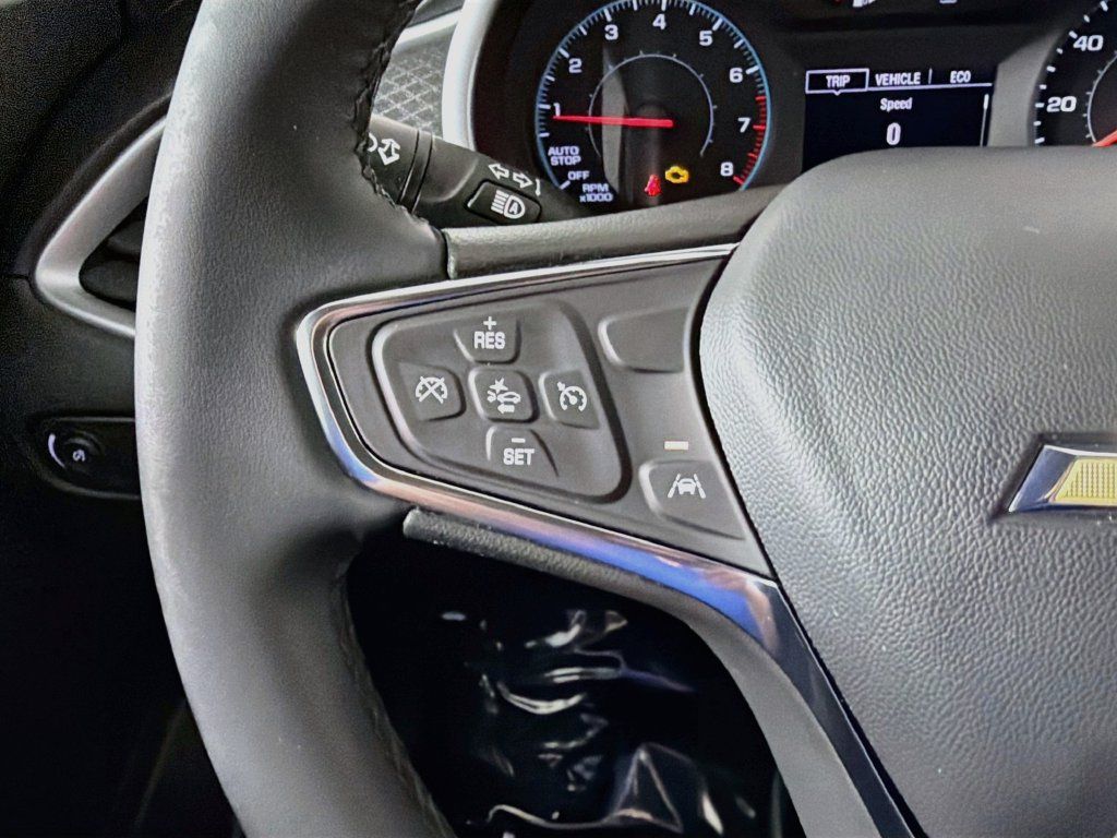 Used 2023 Chevrolet Malibu RS FWD image 30