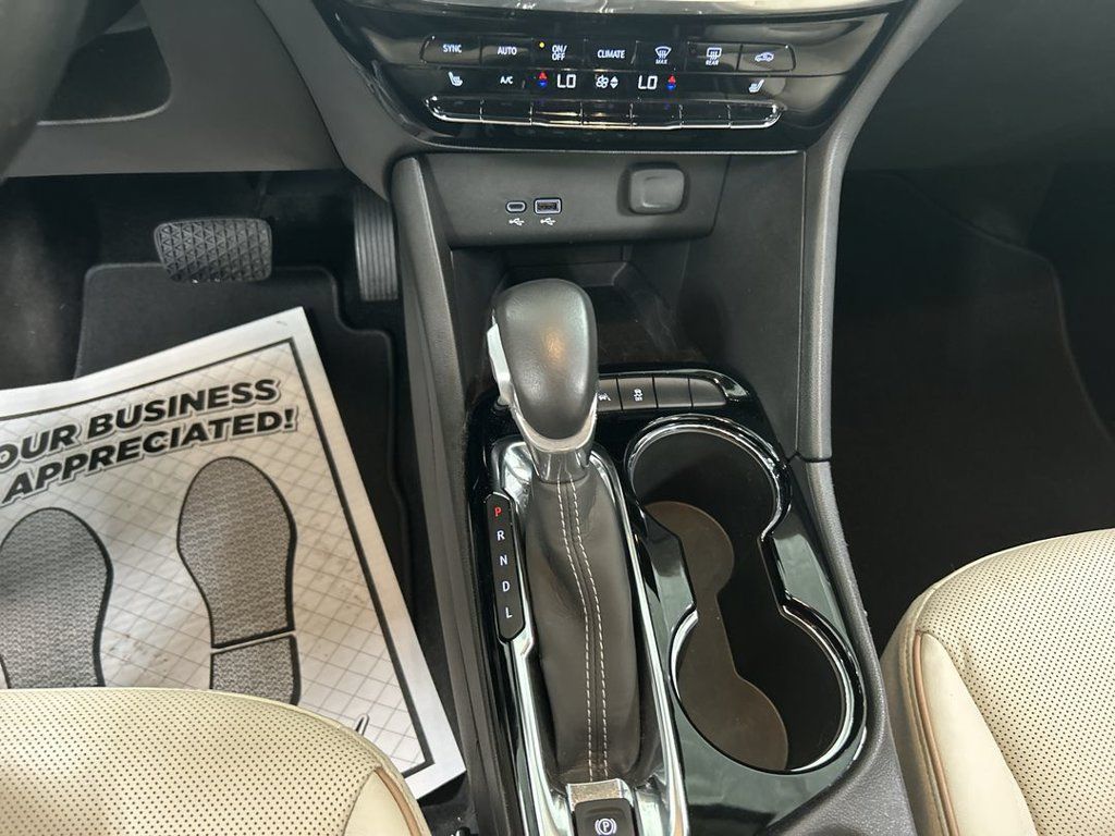 Certified 2024 Buick Encore GX Avenir w/ Avenir Convenience Package AWD/4WD image 17