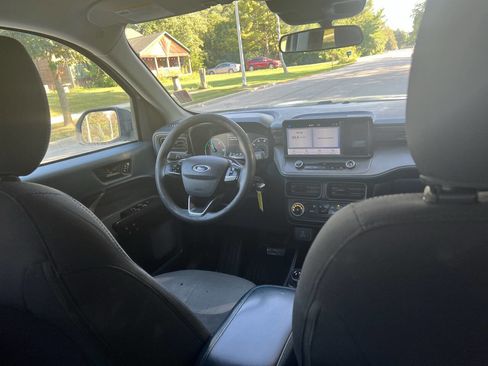 Used 2022 Ford Maverick XL image 10