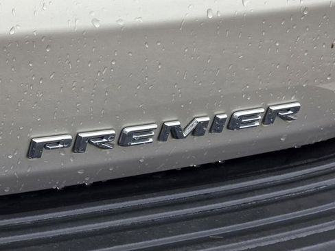 Used 2023 Chevrolet Tahoe Premier RWD image 47