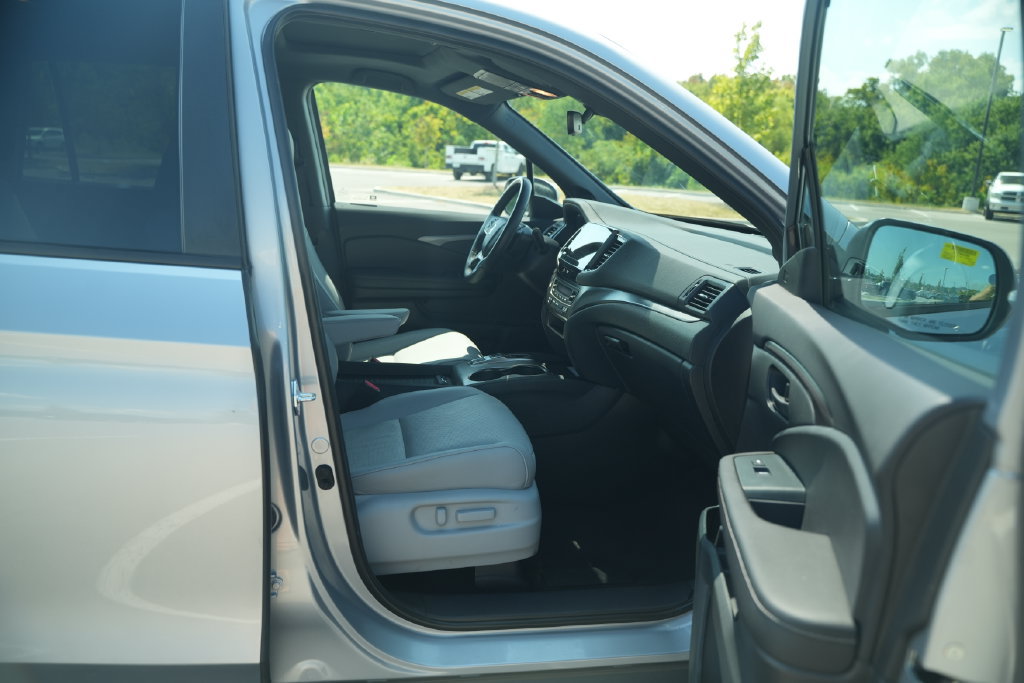 Used 2023 Honda Passport EX-L image 21