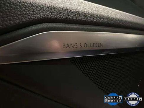 Used 2022 Audi e-tron Premium Plus w/ Premium Plus Package image 35